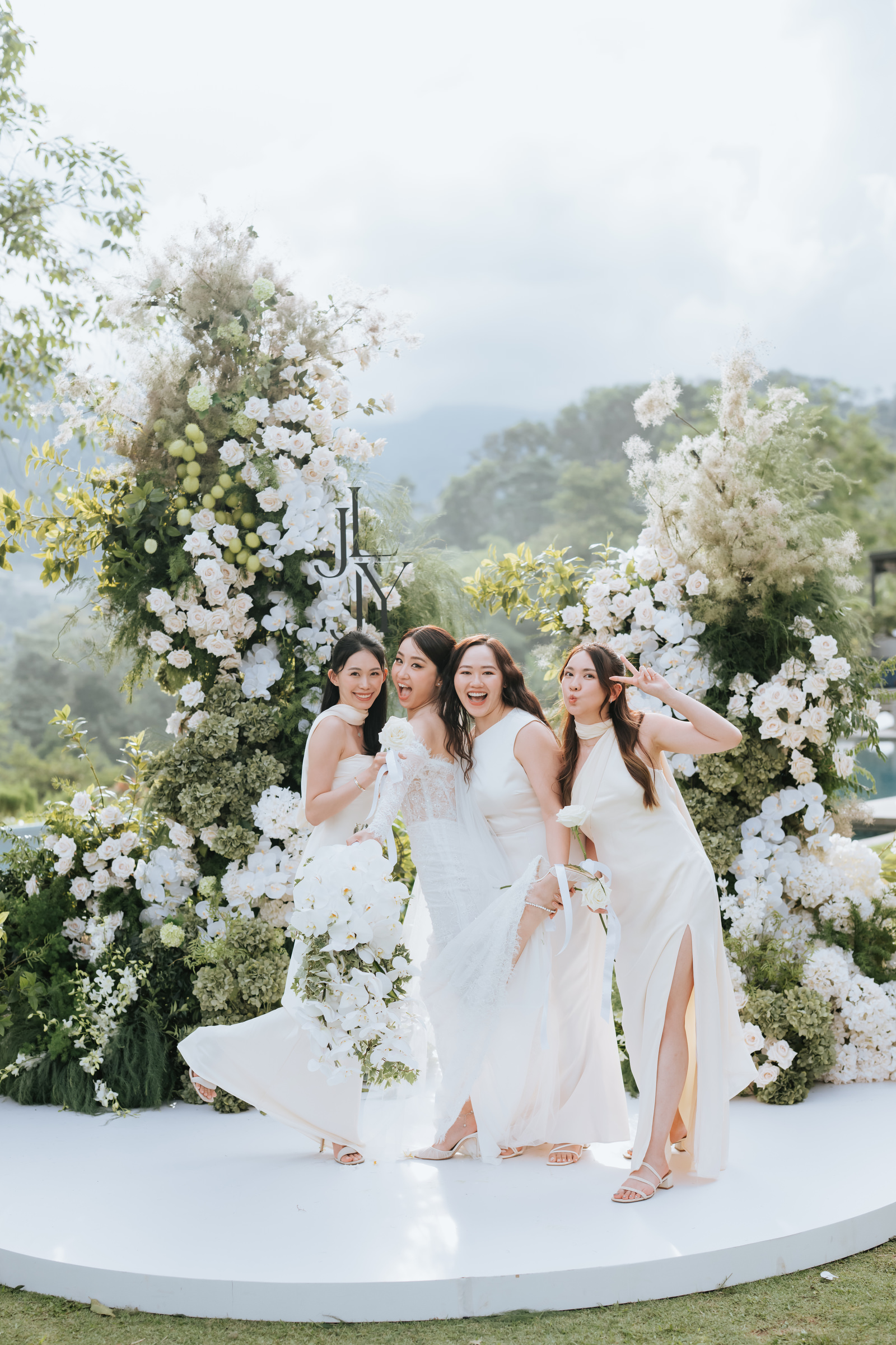 Bridesmaids during wedding at Acres Resort photographed by Zach Chin