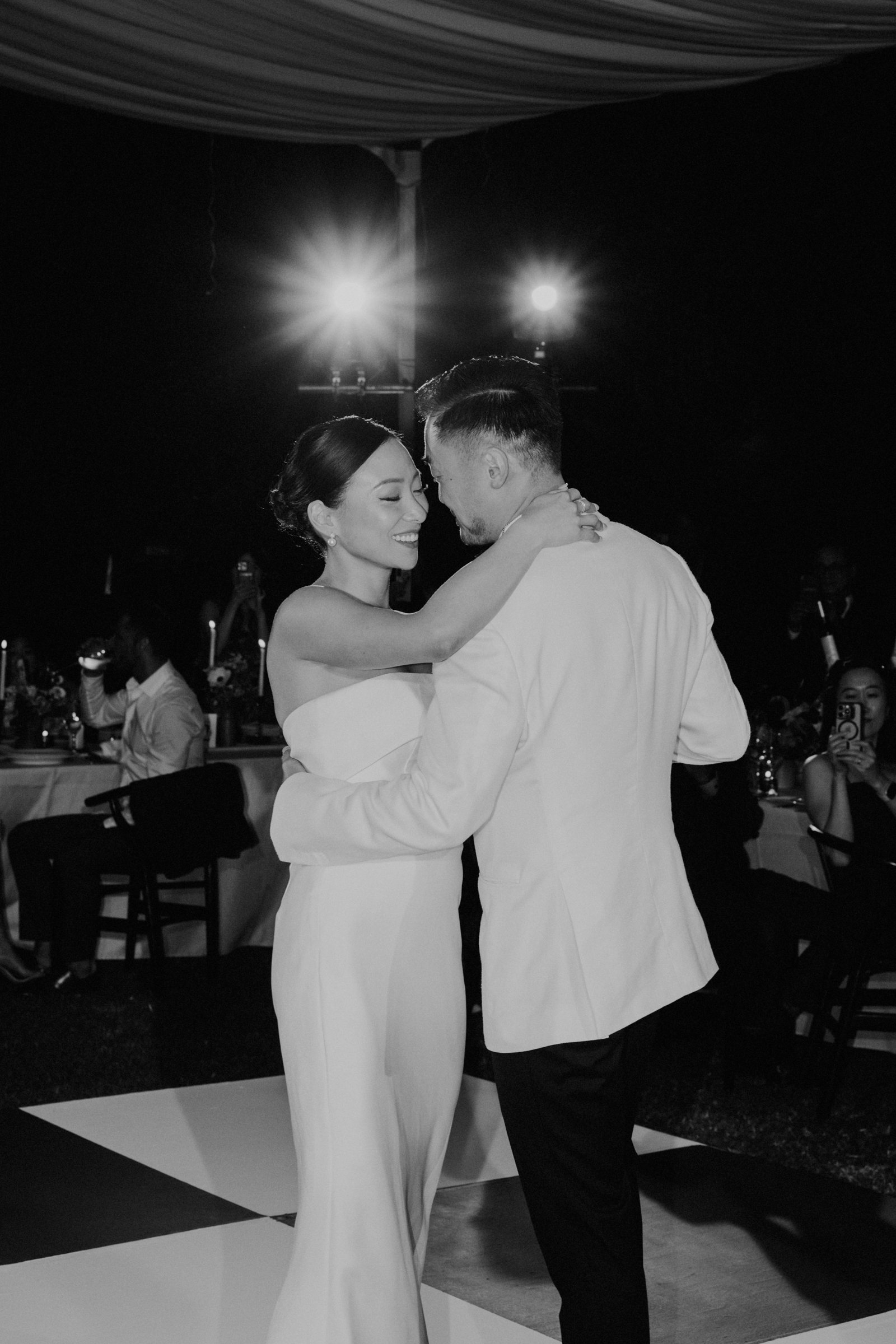 Villa Santa Monica wedding dance, Anna Sauza Photography