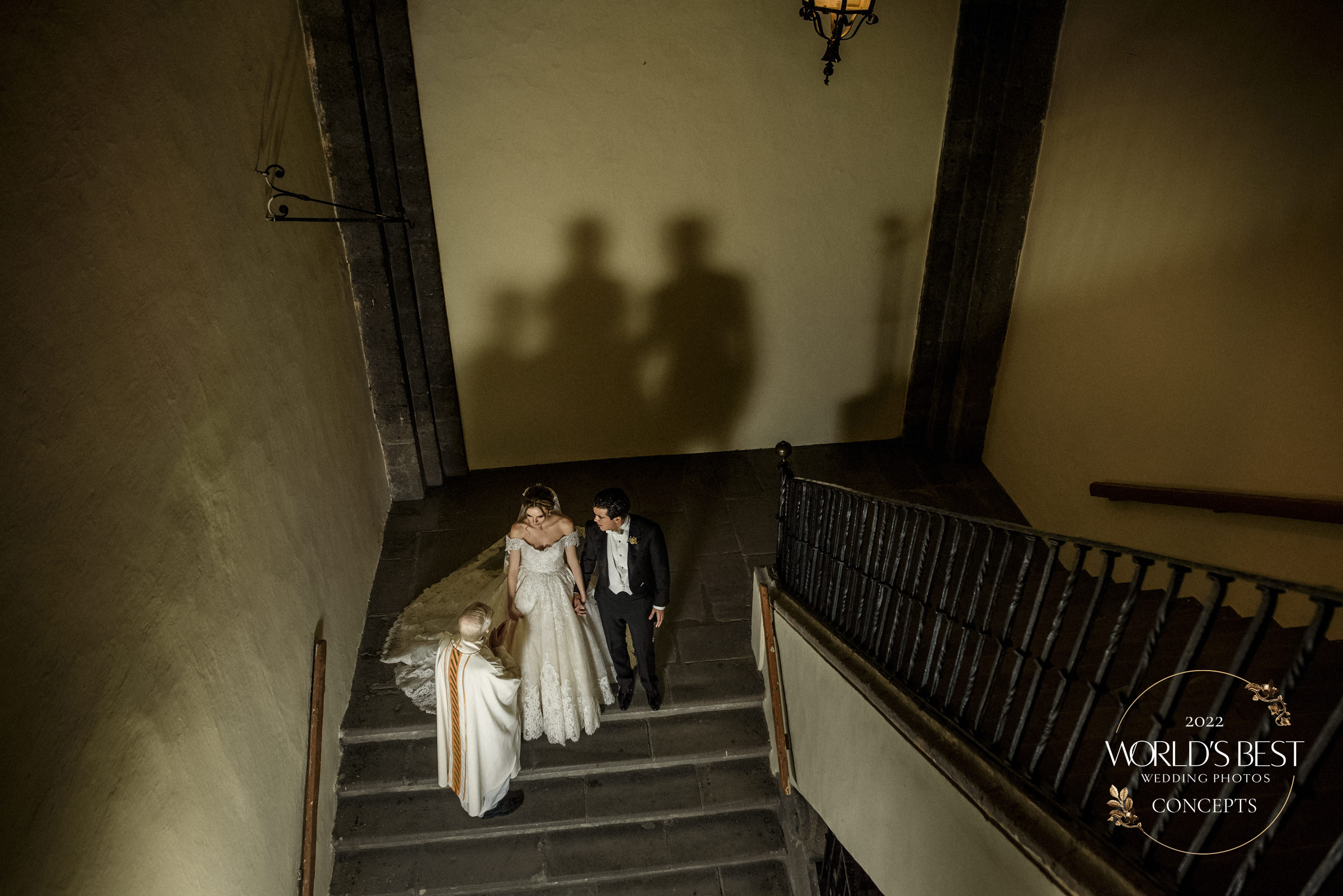 Best Use of Shadows in Wedding Photography Finalist Photo by El Marco Rojo from Spain