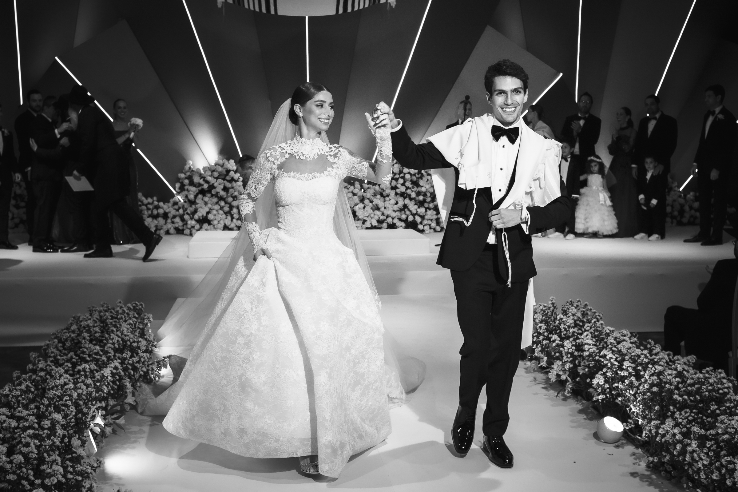 Black and white just married photo at Club Hebreo Panama photographed by Alvaro Ching