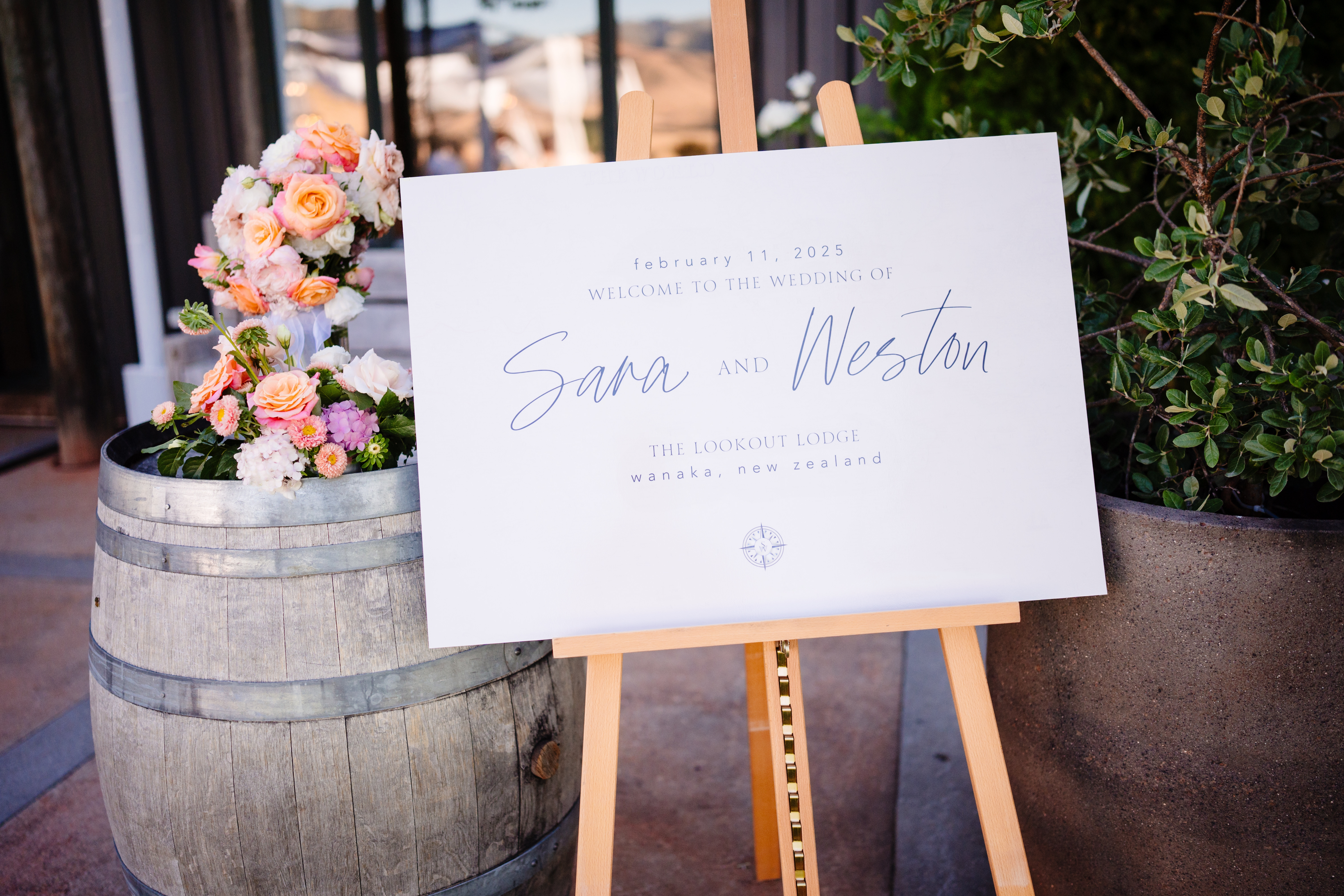 Intimate mountaintop wedding in Wanaka, New Zealand - Vinson Images