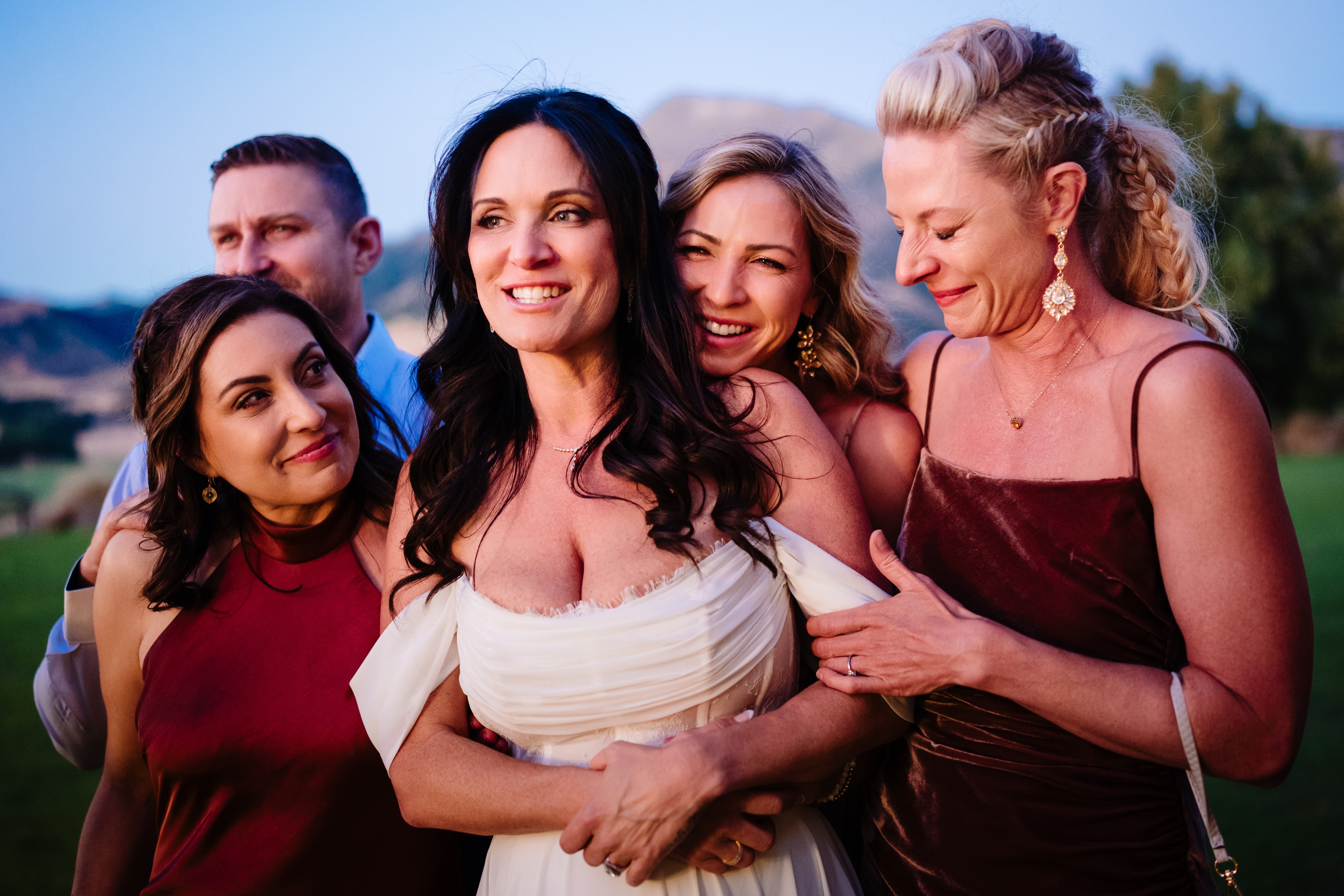 Intimate mountaintop wedding in Wanaka, New Zealand - Vinson Images