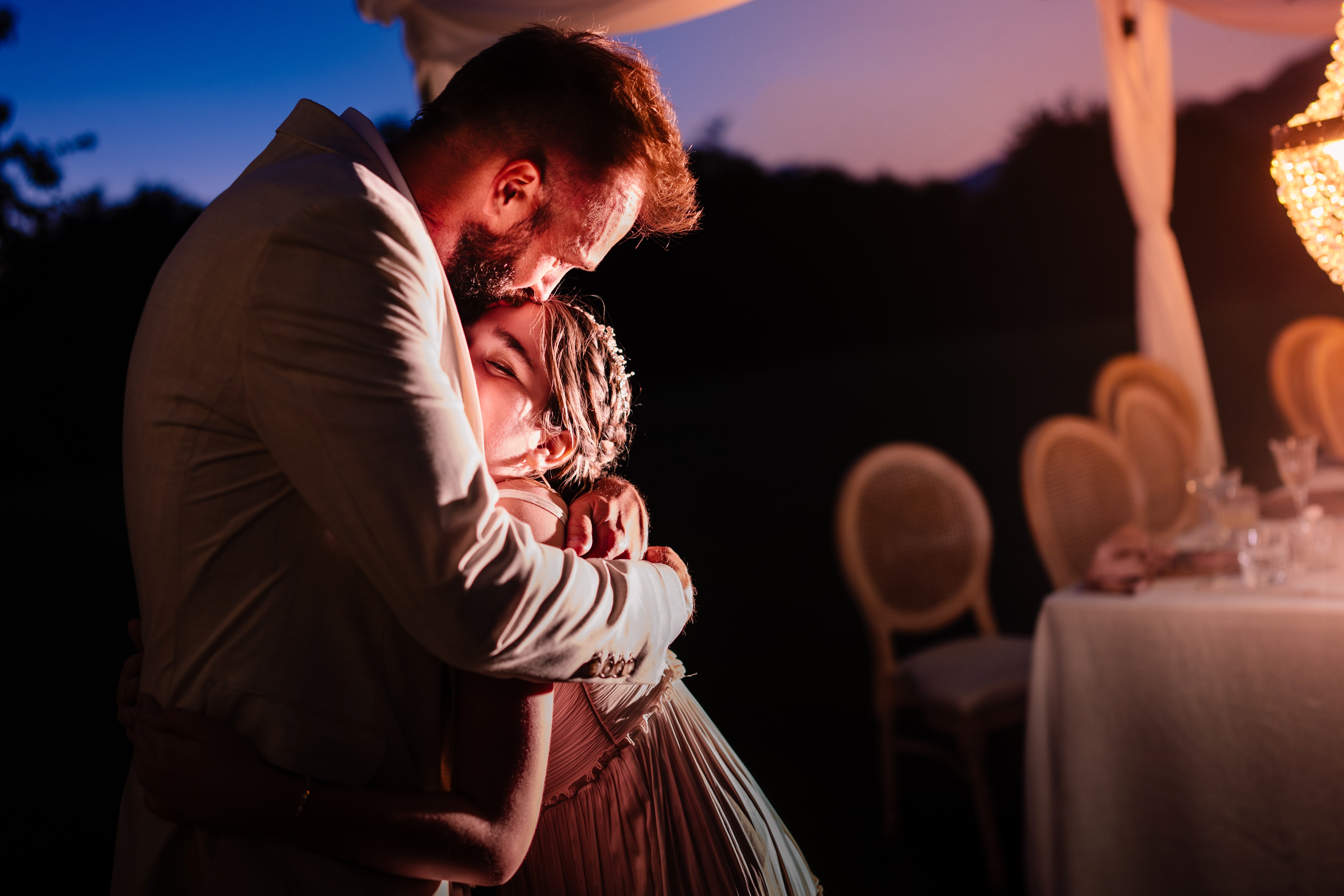 Intimate mountaintop wedding in Wanaka, New Zealand - Vinson Images