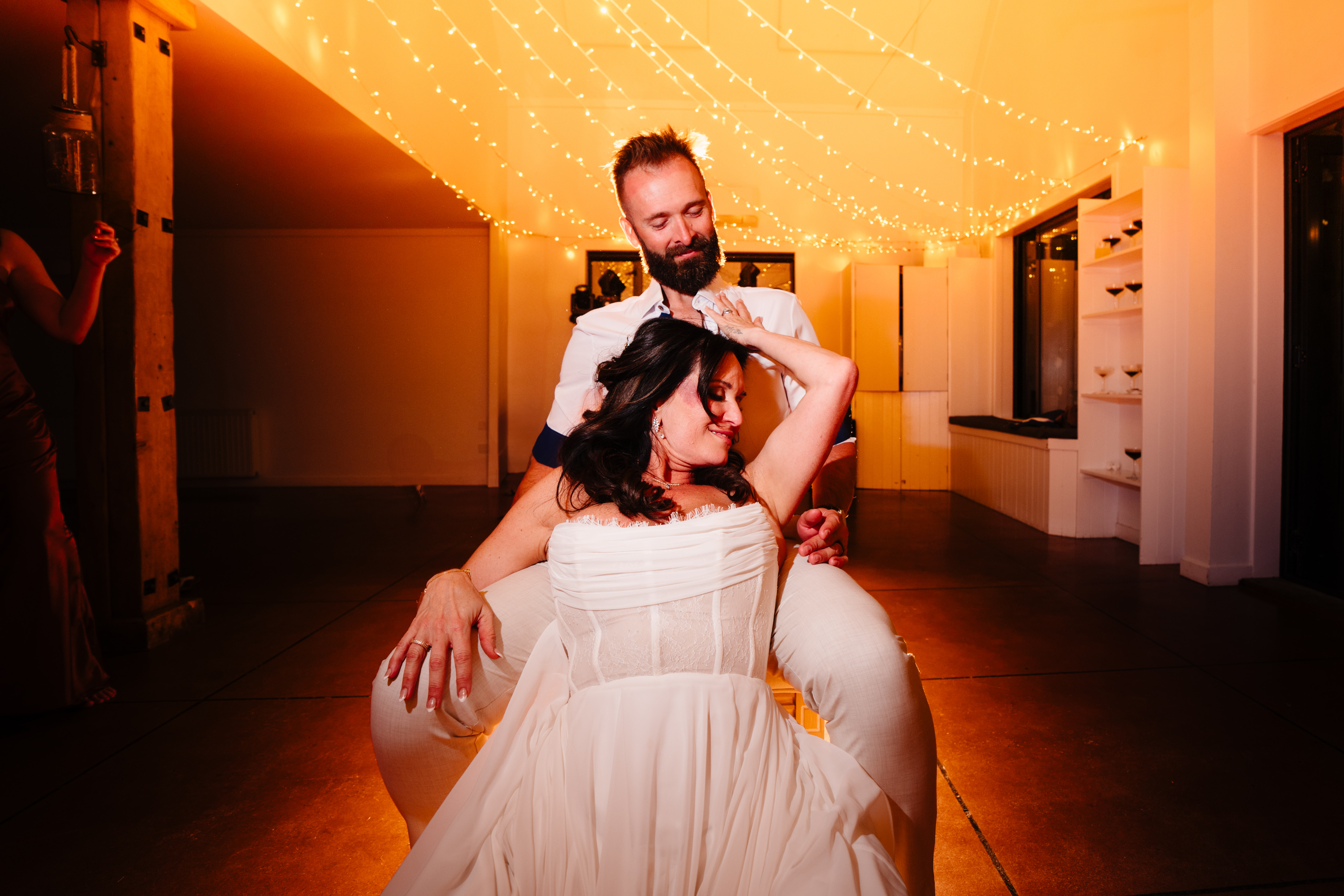 Intimate mountaintop wedding in Wanaka, New Zealand - Vinson Images