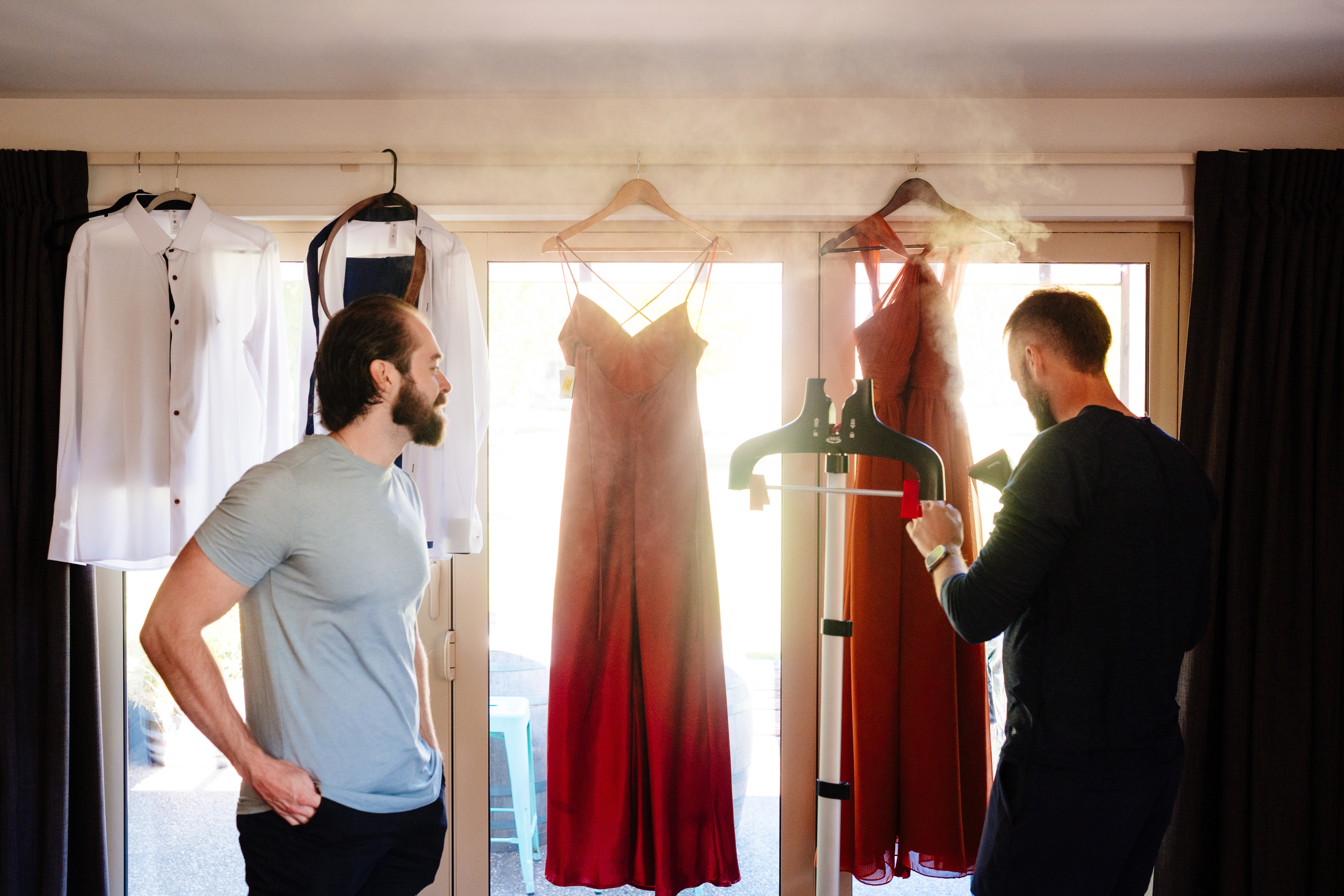 Intimate mountaintop wedding in Wanaka, New Zealand - Vinson Images
