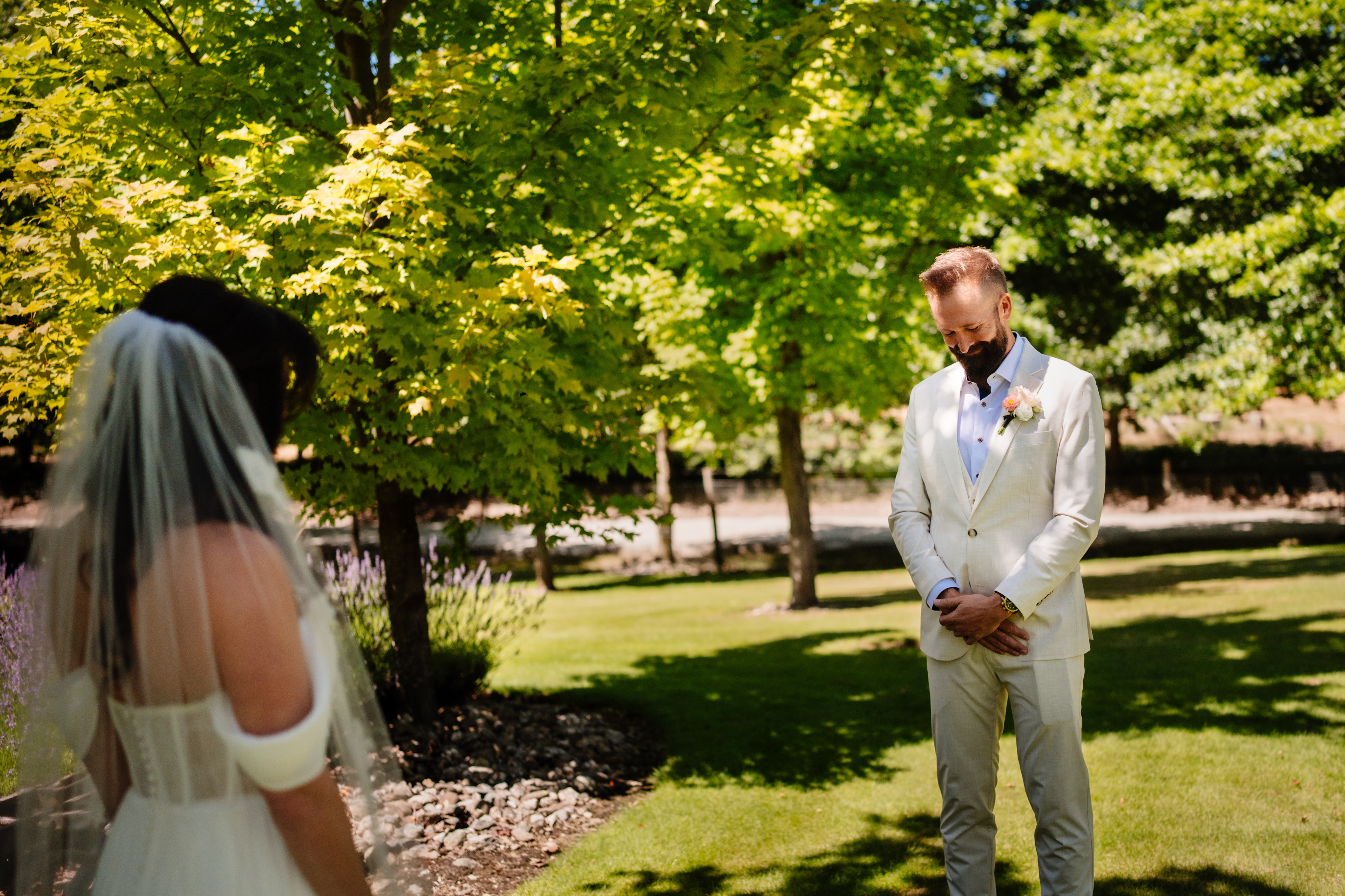 Intimate mountaintop wedding in Wanaka, New Zealand - Vinson Images
