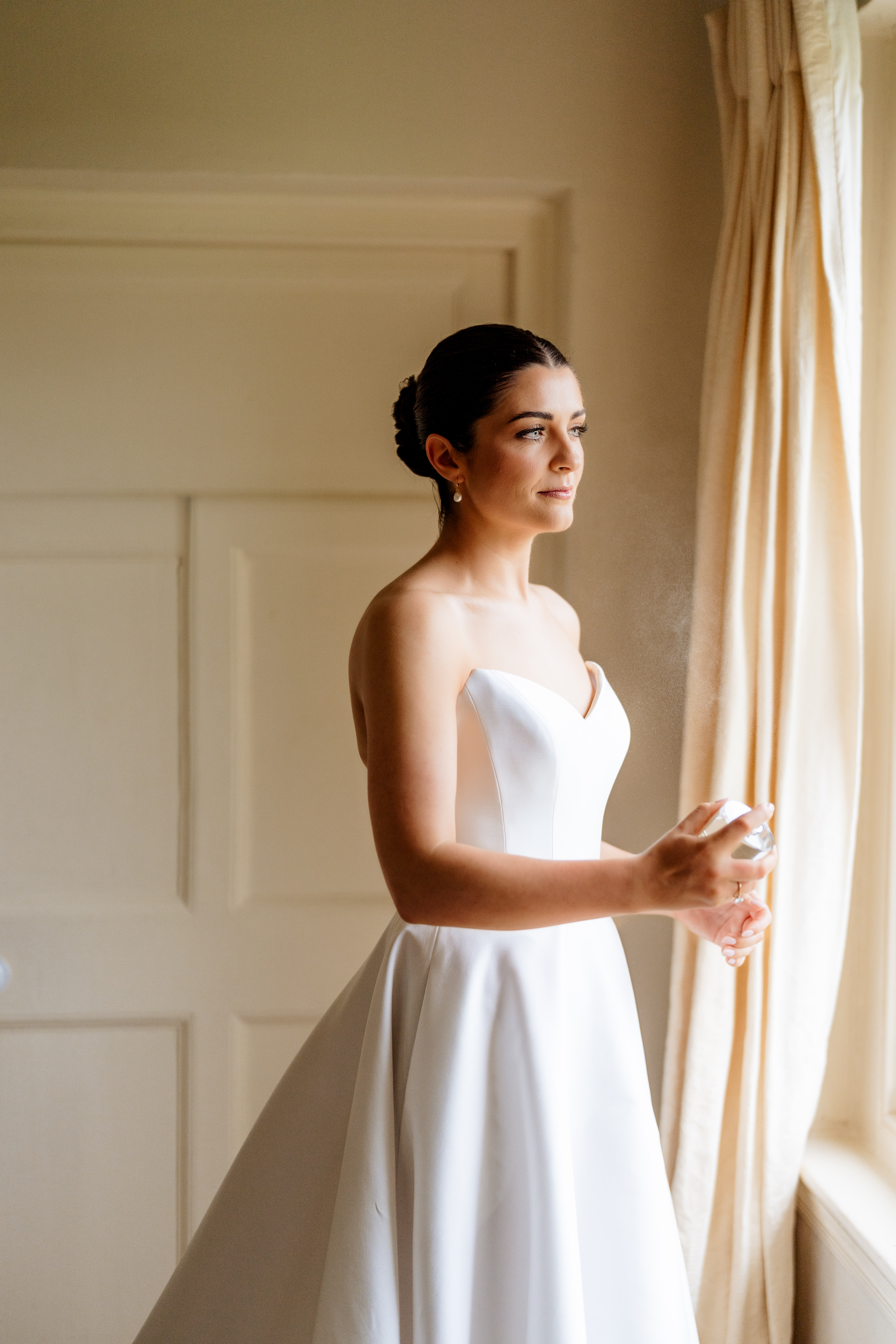 Getting ready at Kilshane House in Tippery, Sarah Kate Photography