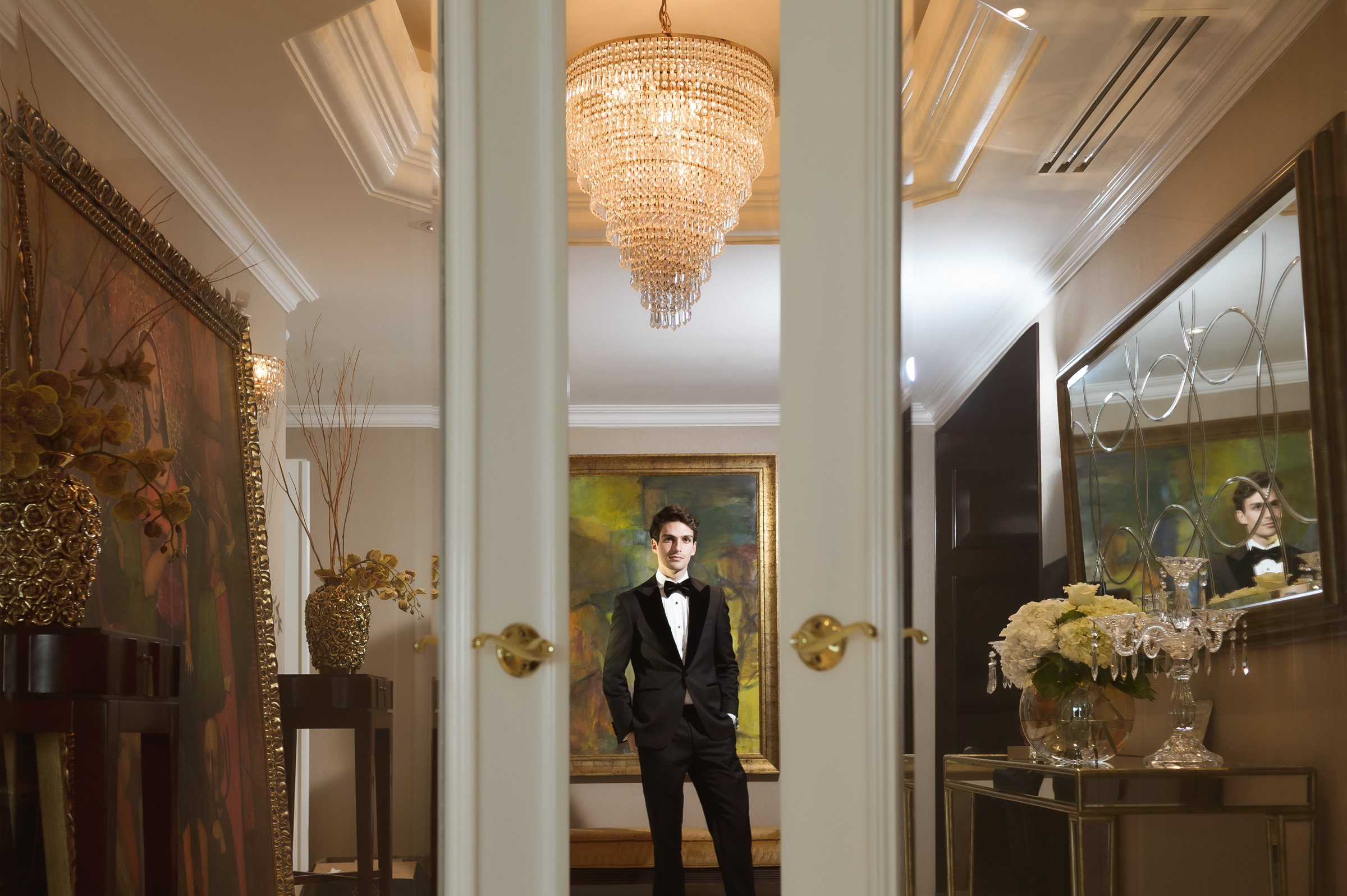 Club Hebreo Panama wedding, groom portrait by Alvaro Ching