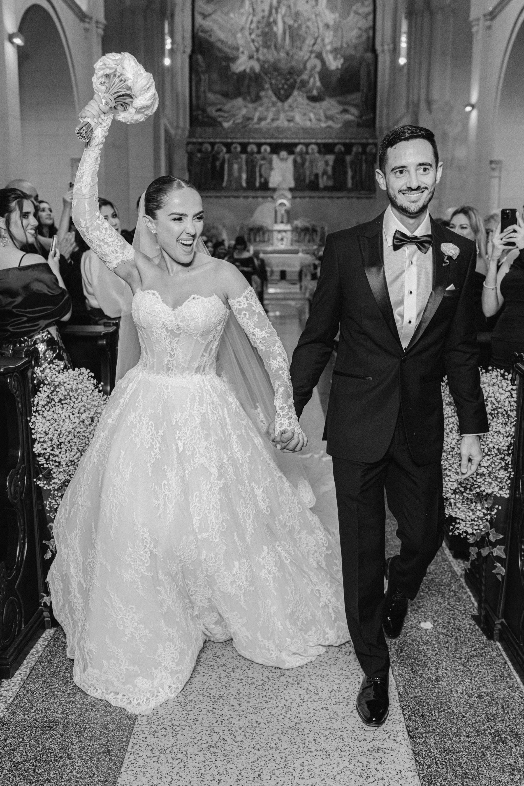 How to Choose the Right Luxury Wedding Photographer - Photo by Ruben Parra