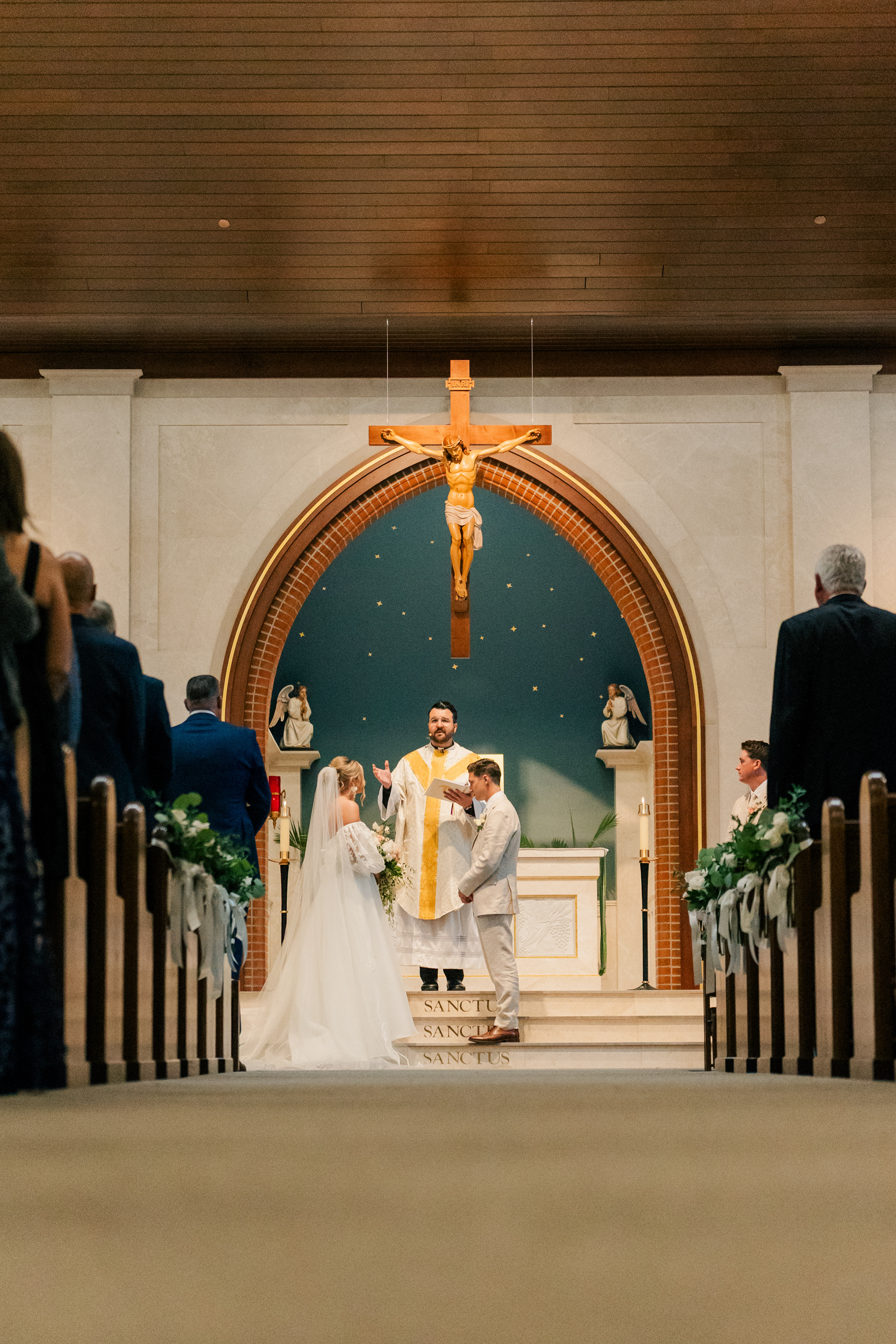 Ceremony at wedding at Venue3Two, Grand Rapids, Chrystin Melanie Photography
