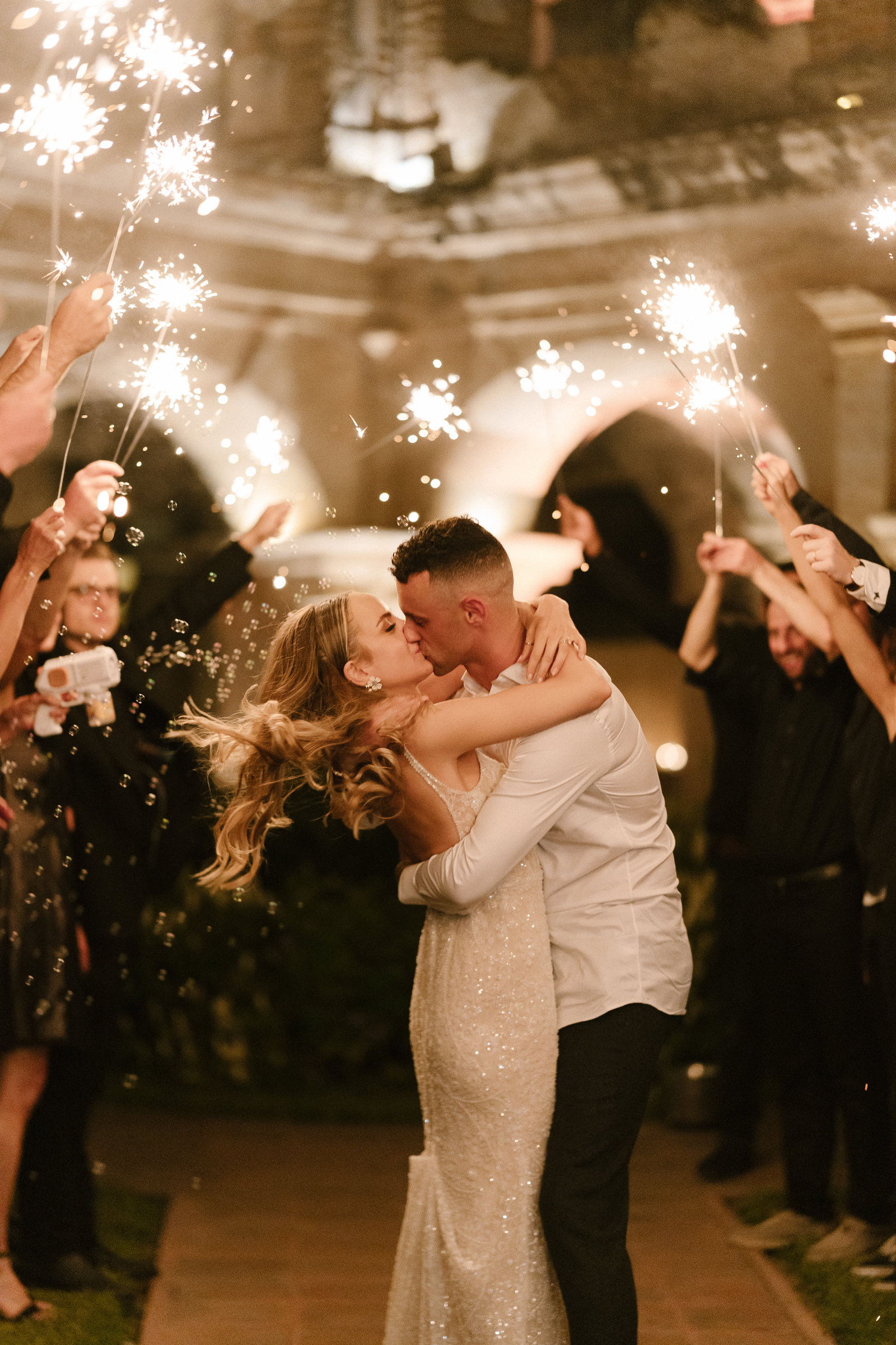 Best Wedding Photographers in Guatemala - Photo by Rony Auyon