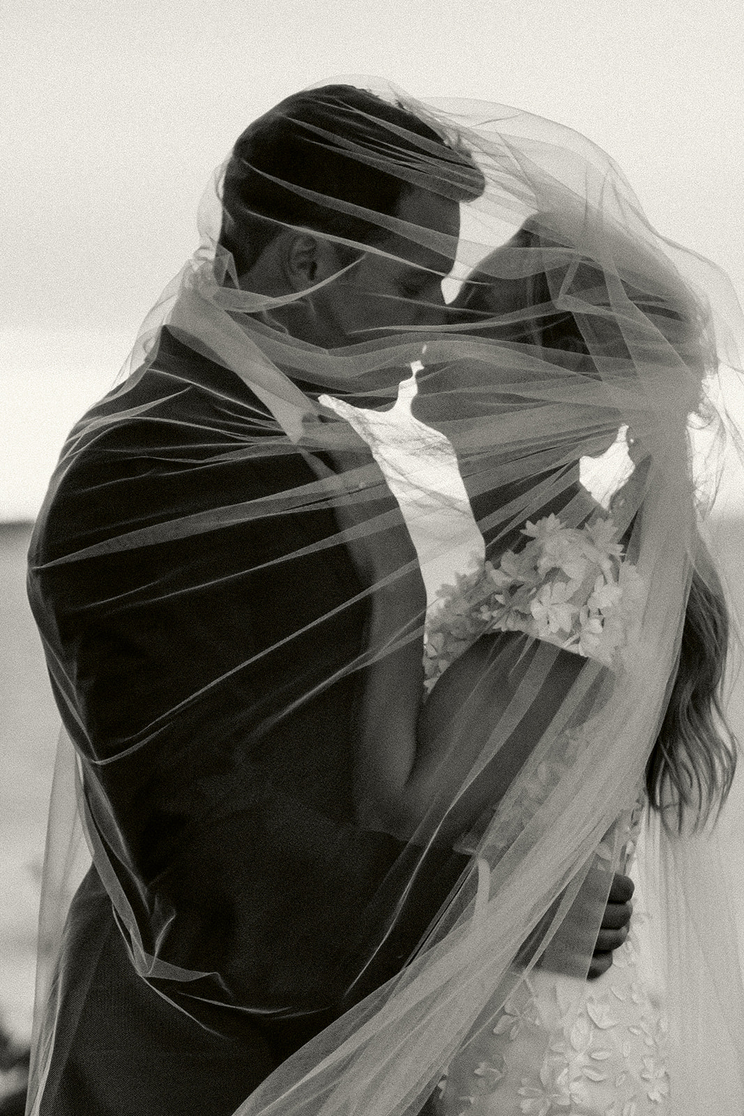 Couple kissing portrait-Annabelle Agnew