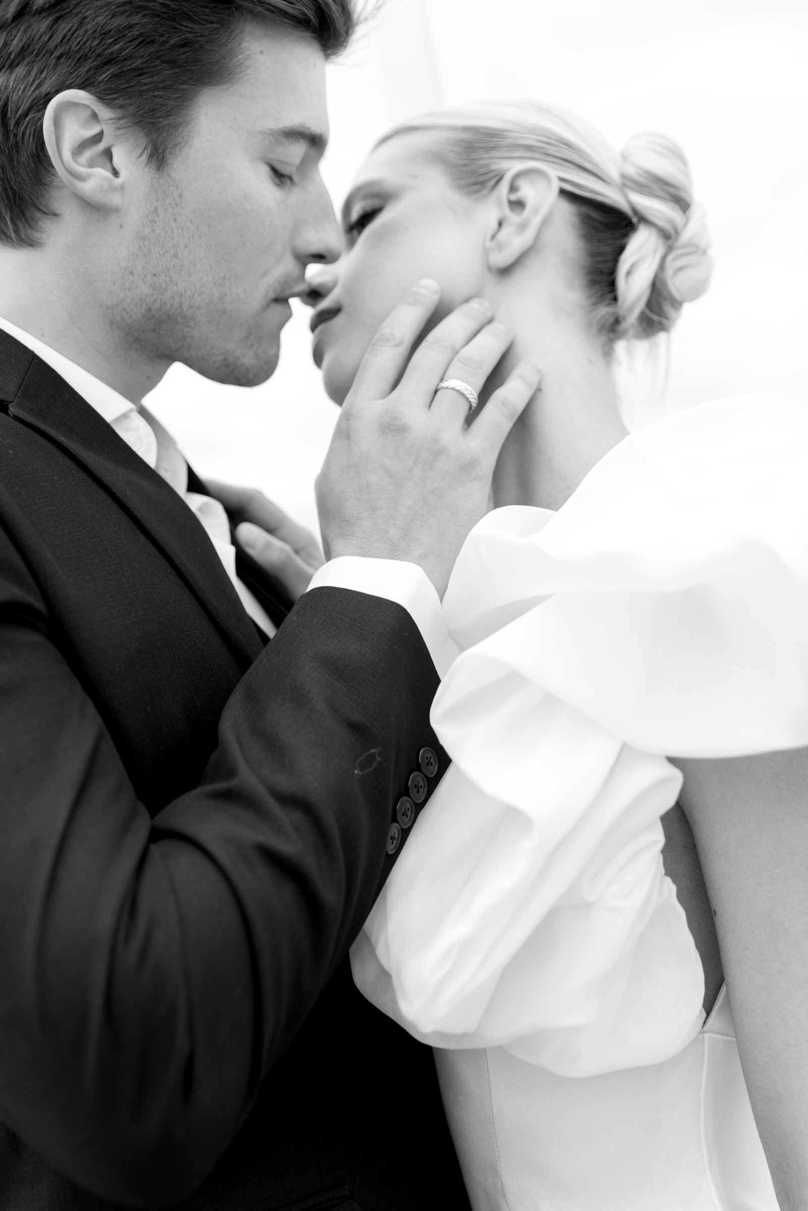 couple romantic almost kiss-Luxury Moment Photography