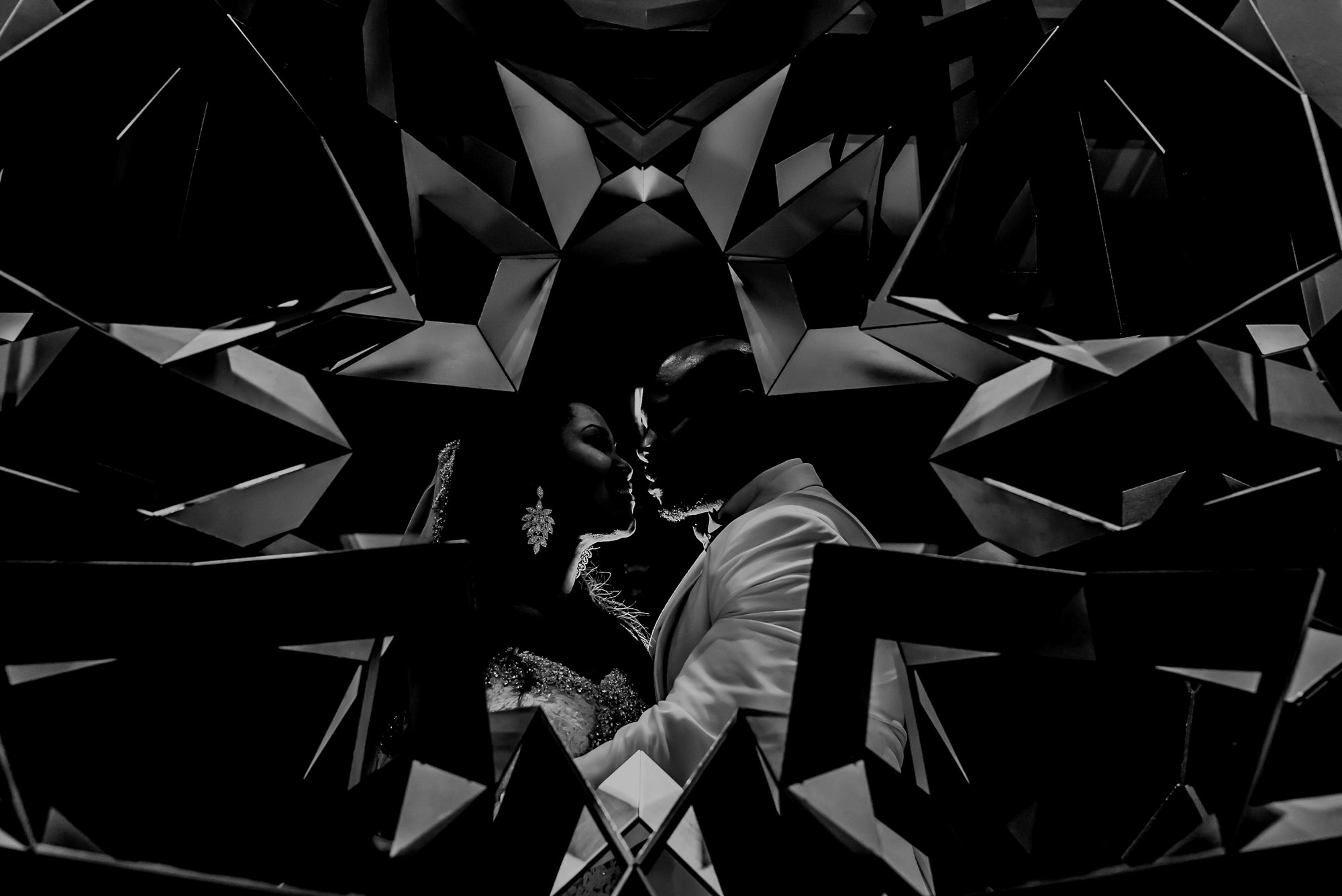 low-light-portrait-through-prism-sculpture-worlds-best-wedding-photos-jide-alakija-new-york-wedding-photographers