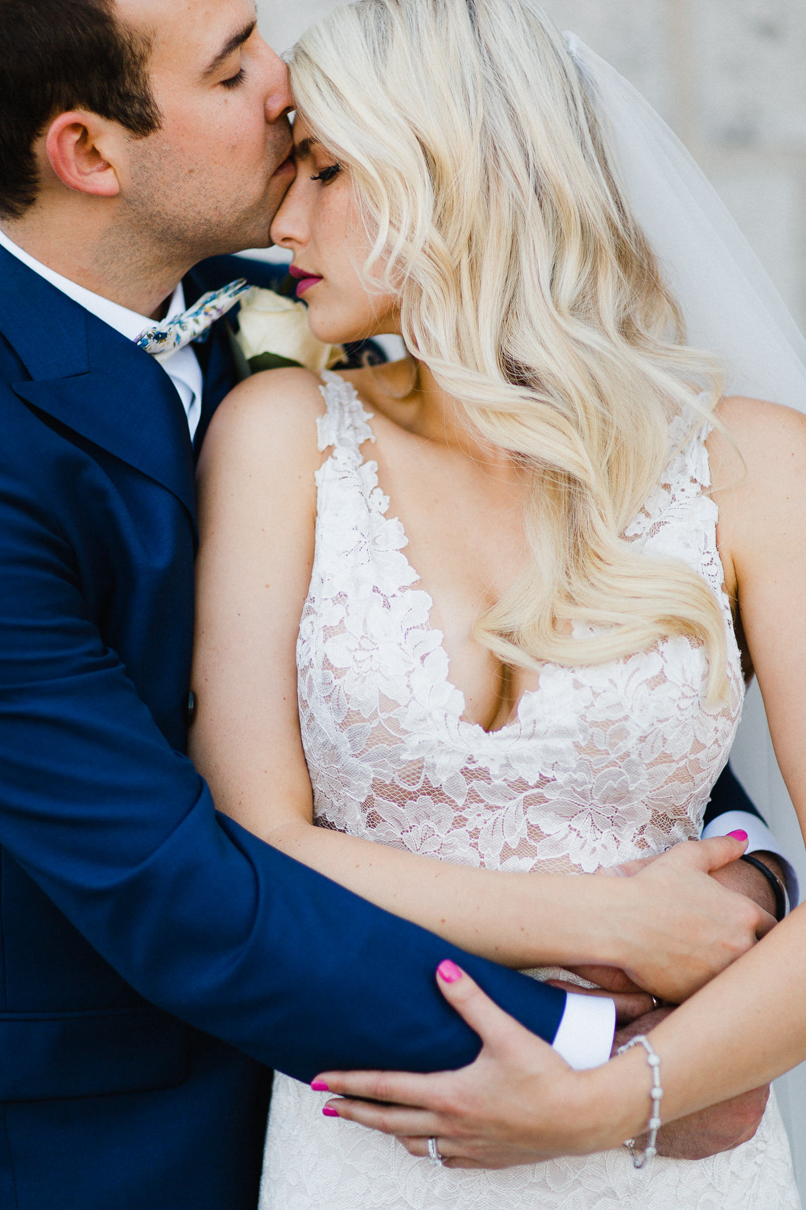 steamy couple portrait-Sonia Bourdon