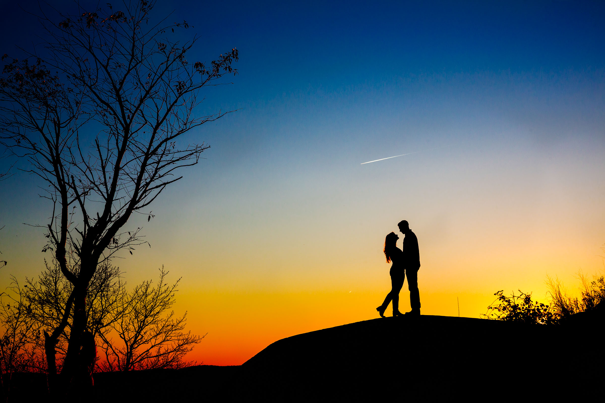 sunset-couple-silhouette-md-photo-films
