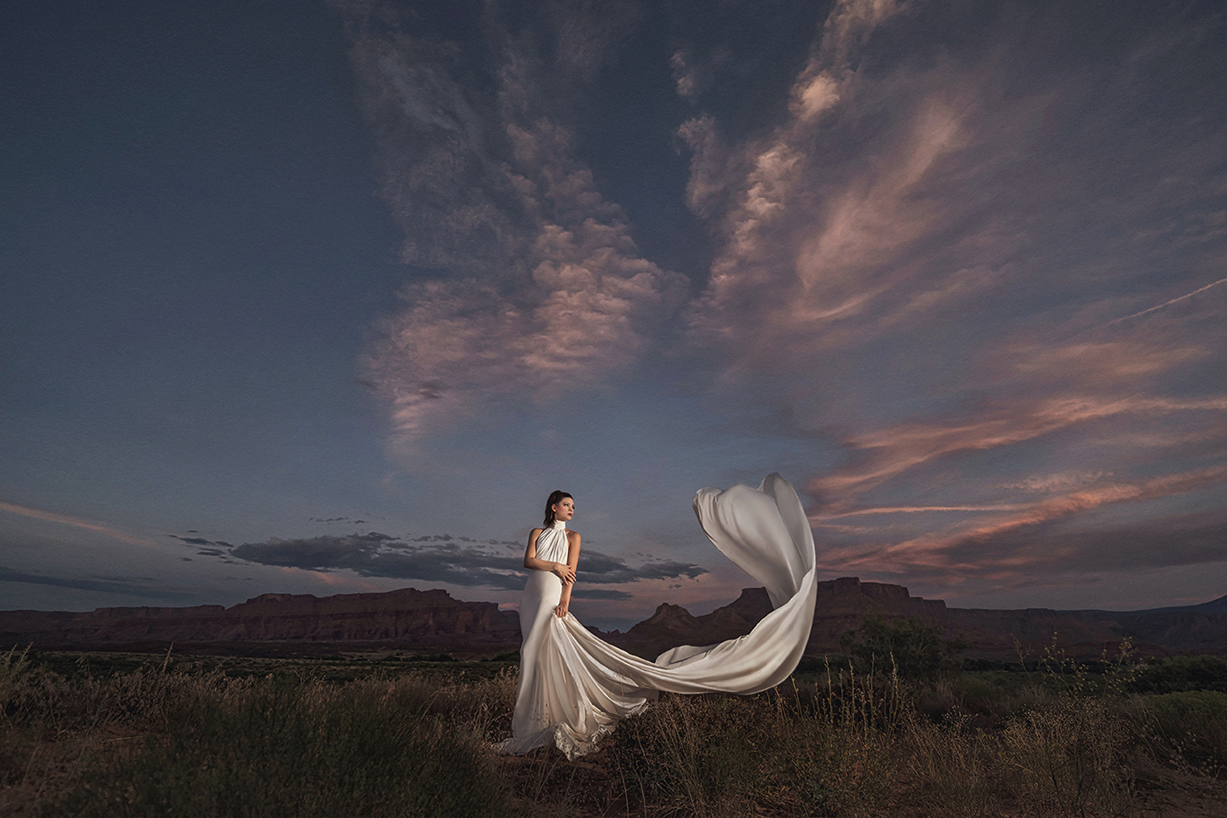 Bride against sunset - photo by Gary Evans Photography - Ontario, Canada wedding photographer Bride against sunset - photo by Gary Evans Photography - Ontario, Canada wedding photographer