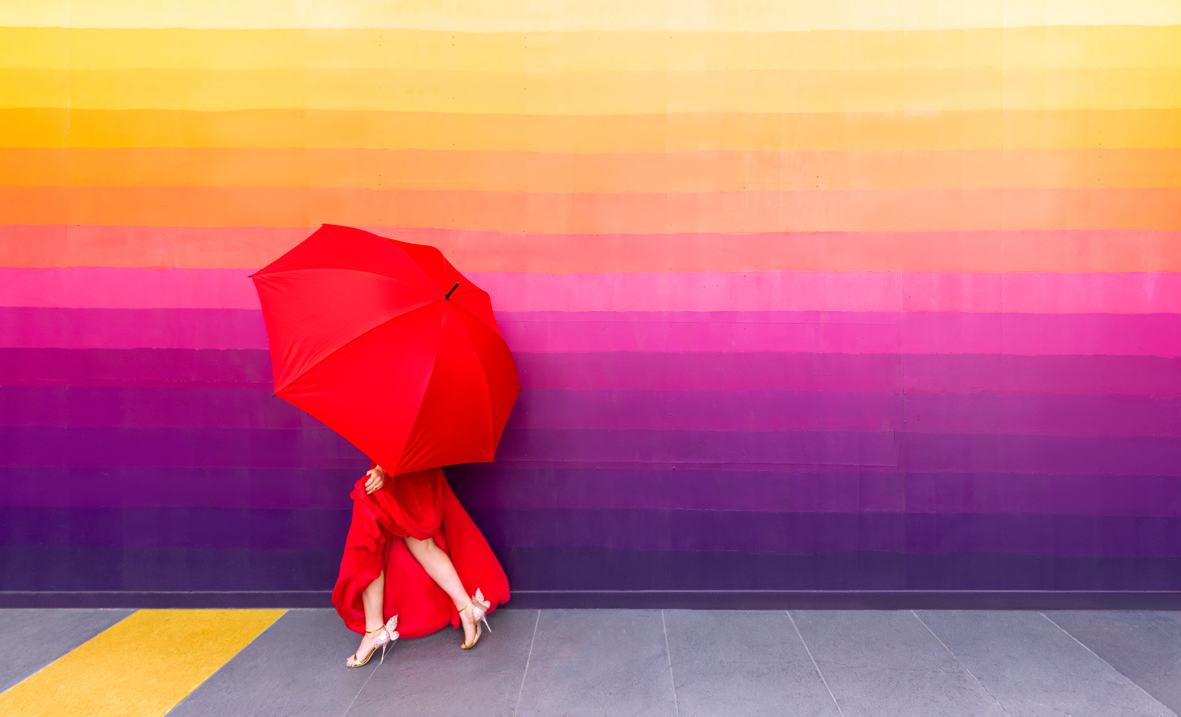 Colorful bride in red against sunset gradient wall - photo by Melbourne, Australia wedding photographer Dezine by Mauro Colorful bride in red against sunset gradient wall - photo by Melbourne, Australia wedding photographer Dezine by Mauro