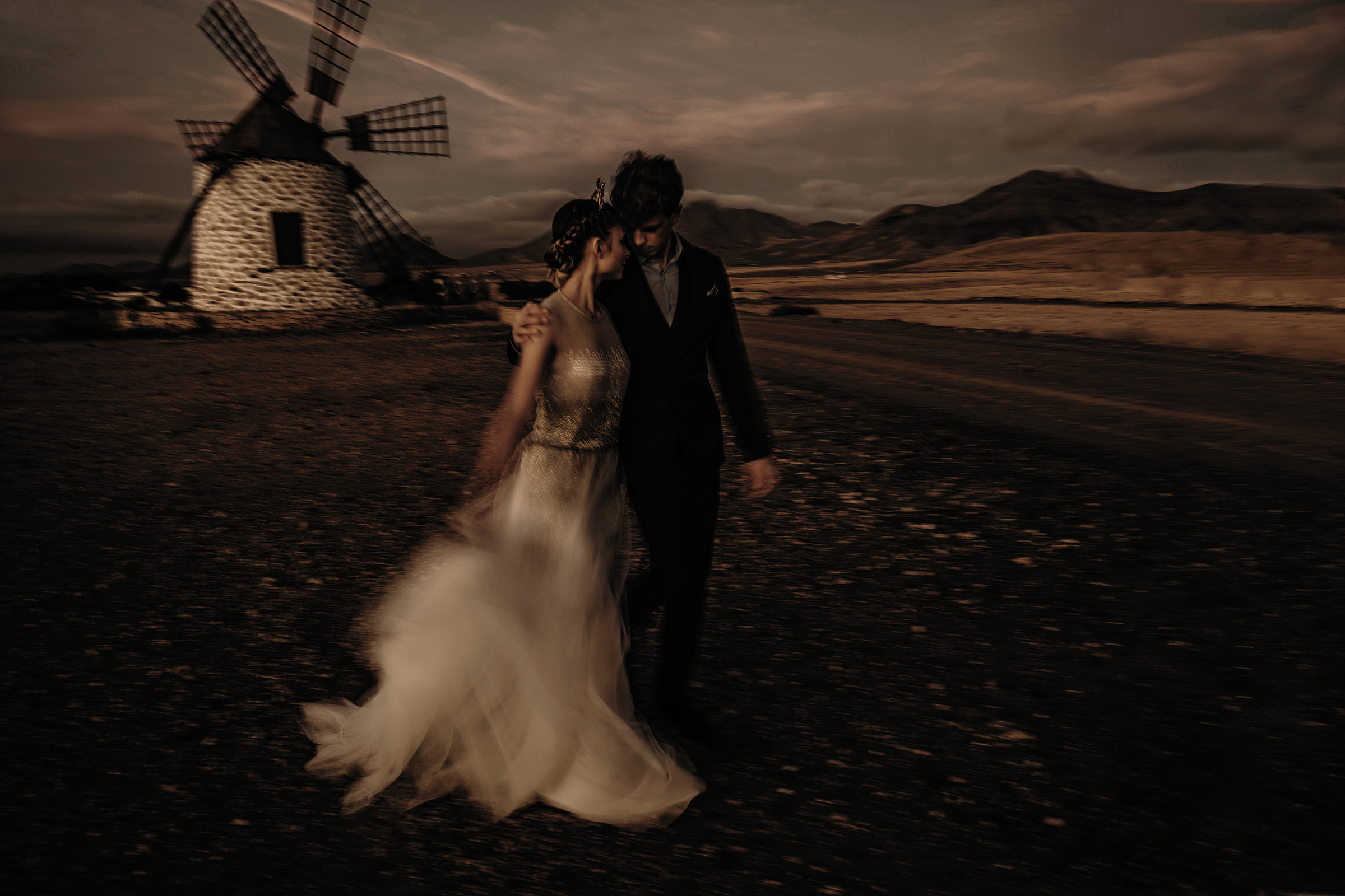 50 Best Wedding Photo Concepts of the Decade- photo by Frøydis Geithus, Norway wedding photographer