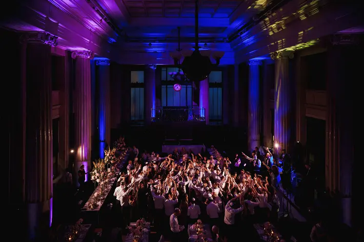 crowded-dance-floor-shot-from-above-f5-photography