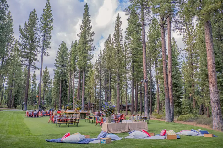 River themed outdoor wedding photographed by celebrity LA photographers Amy and Stuart