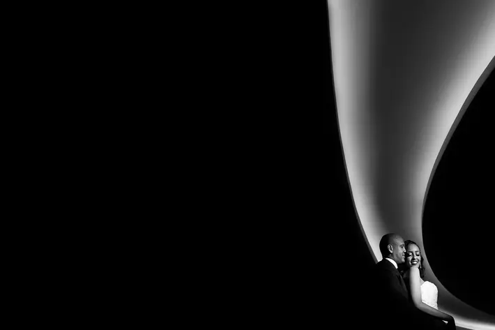 creatively-composed-couple-portrait-by-christopher-jason-studios