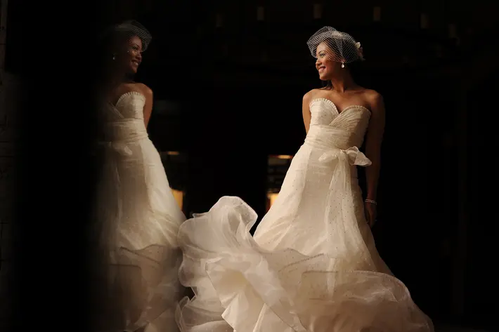 bridal-portrait-reflection-strapless-scalloped-ruffled-gown-birdcage-veil-worlds-best-wedding-photos-daniel-aguilar-houston-wedding-photographers