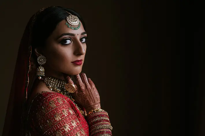 gorgeous-portrait-of-woman-in-indian-bridal-wear-charmi-pena
