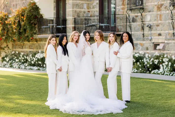 Marlies Hartmann M. Hart Photo Bride and Bridesmaids
